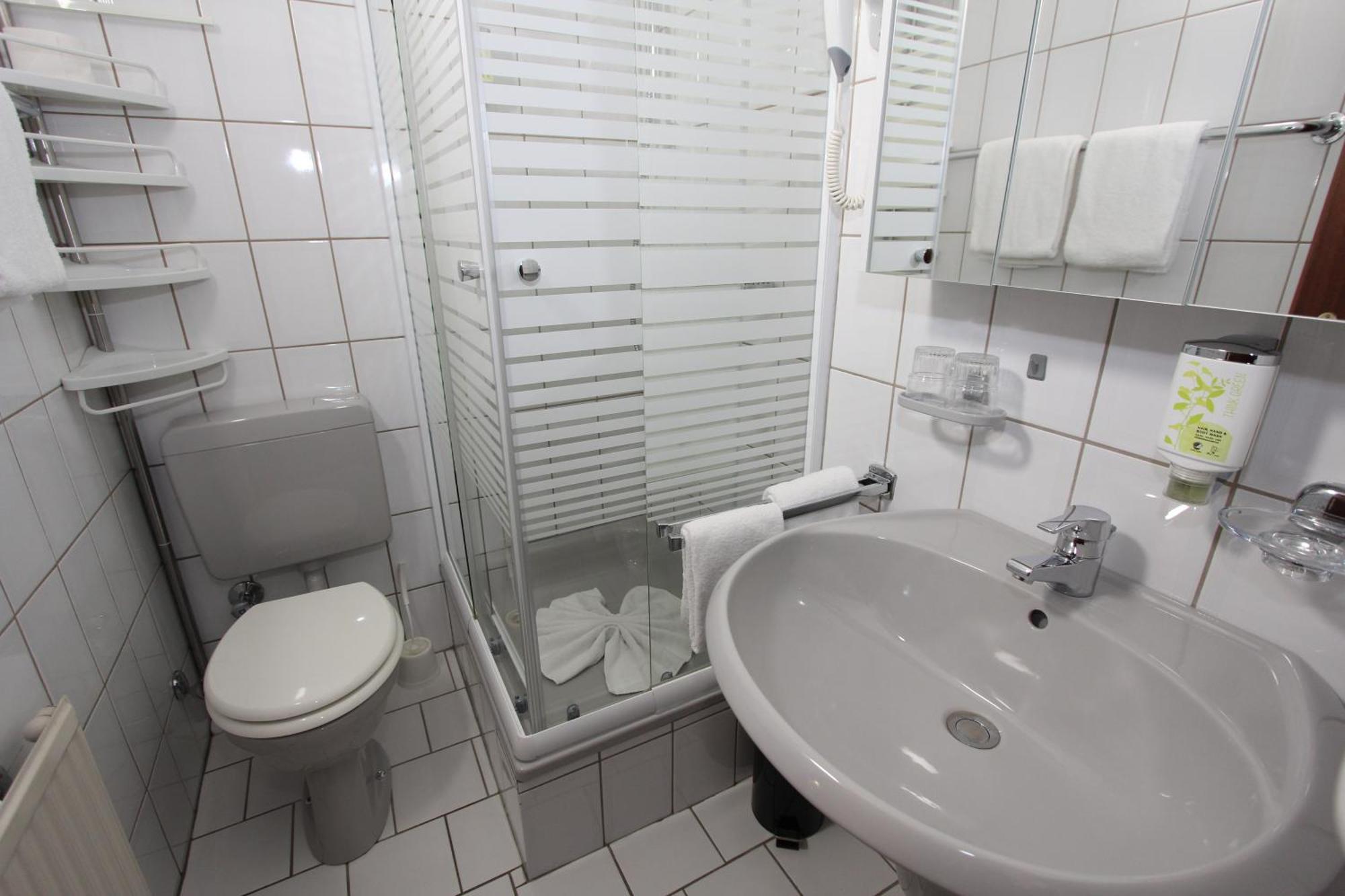 באד גרונד Hotel Glueck Auf & Buergerkeller מראה חיצוני תמונה