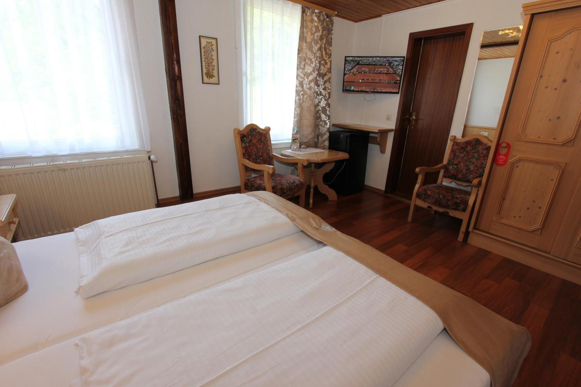 באד גרונד Hotel Glueck Auf & Buergerkeller מראה חיצוני תמונה